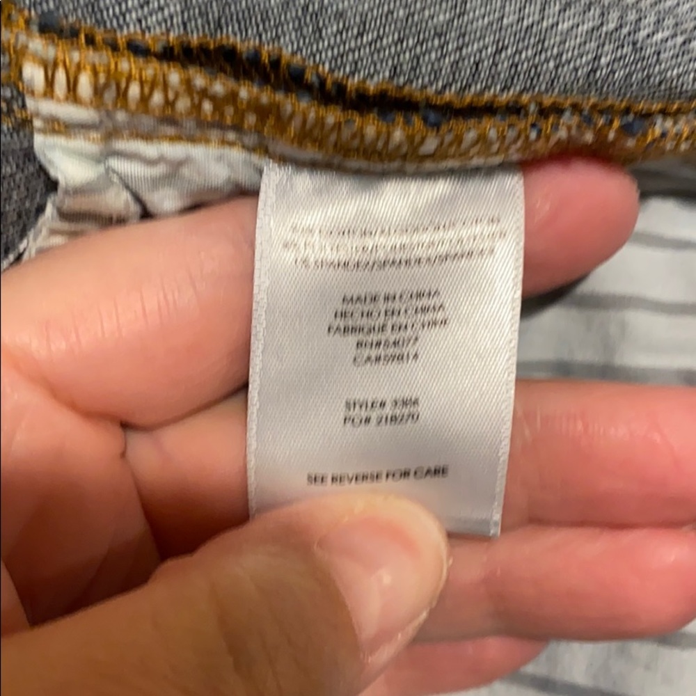EUC Cabi High Straight Jeans, Size 10 - Picture 4 of 6